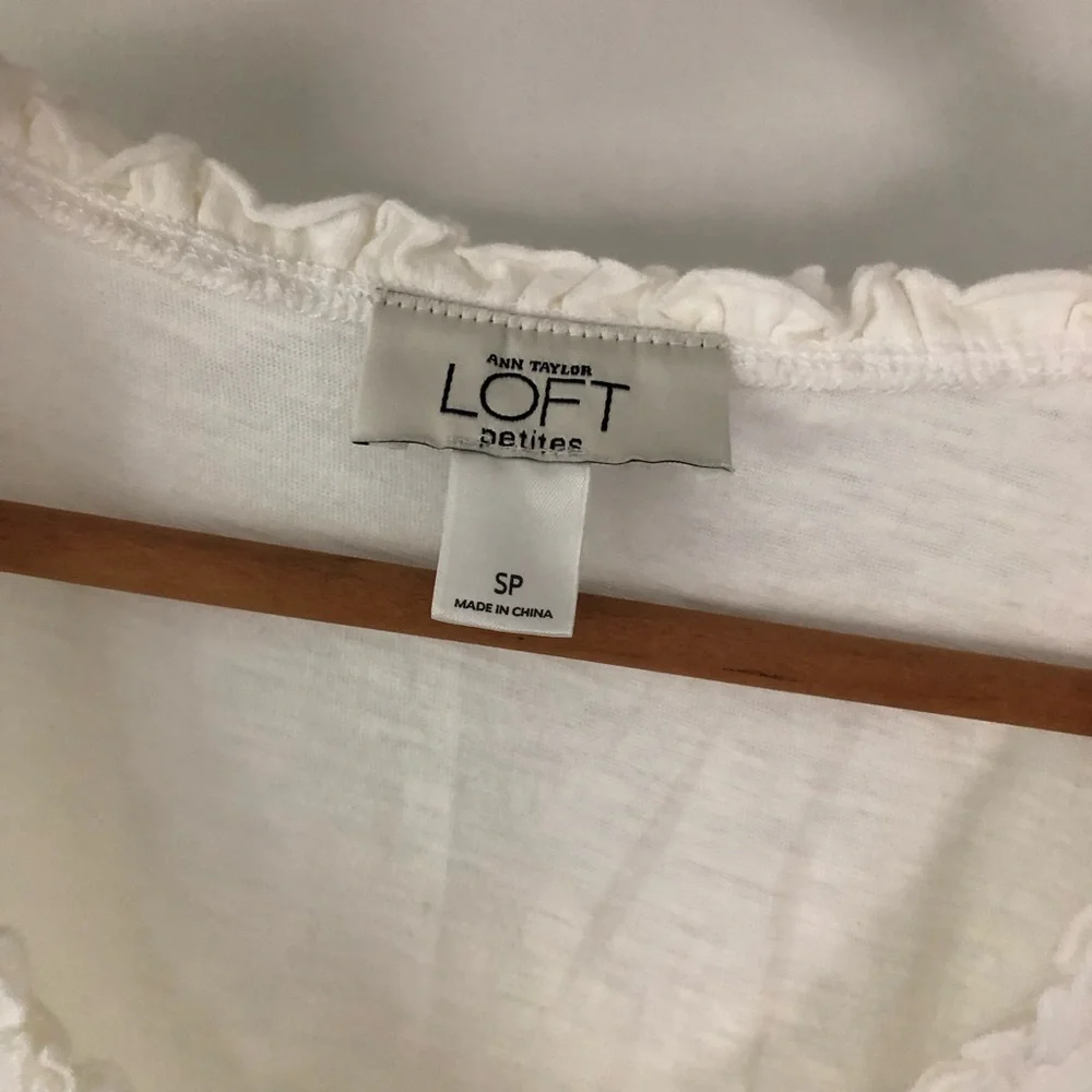 Ann Taylor LOFT Ruffled Tank Top - Picture 2 of 3